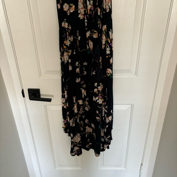 Forever 21 High-Low Floral Maxi Dress - Picture 5 of 5